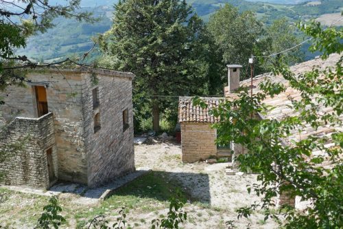 Vicino la chiesa di Pietralata