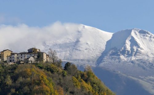 Moria e Monte Acuto con neve